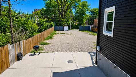 7527 South Stewart Avenue Chicago IL 60620