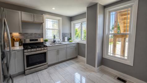 7527 South Stewart Avenue Chicago IL 60620