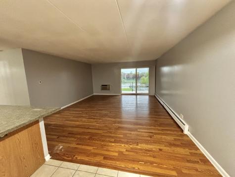18 East Old Willow Road Prospect Heights IL 60070