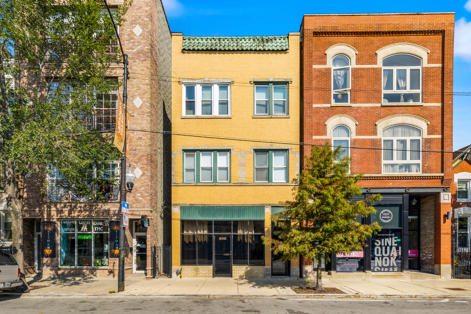 2042 West Chicago Avenue Chicago IL 60622