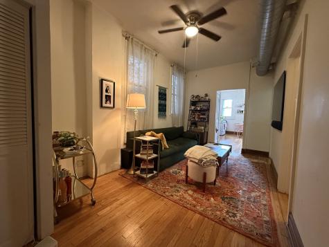 2042 West Chicago Avenue Chicago IL 60622