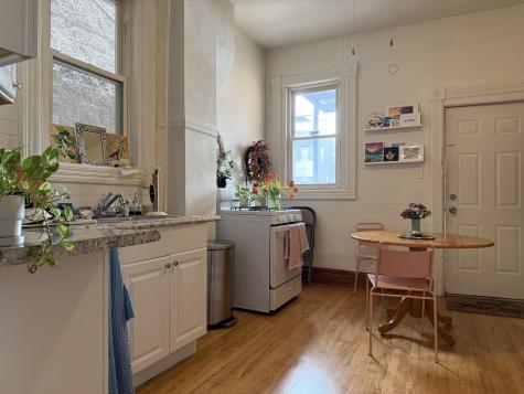 2042 West Chicago Avenue Chicago IL 60622
