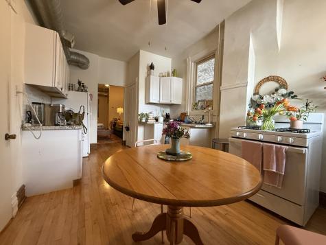 2042 West Chicago Avenue Chicago IL 60622