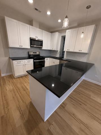 5751 West Higgins Avenue Chicago IL 60630