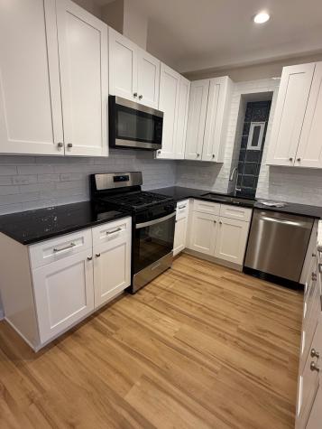 5751 West Higgins Avenue Chicago IL 60630