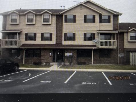 353 S Whispering Hills Drive Naperville IL 60540