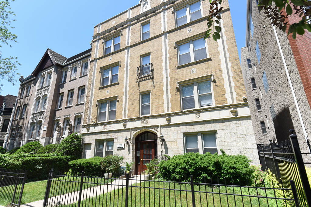 640 West Wrightwood Avenue Chicago IL 60614