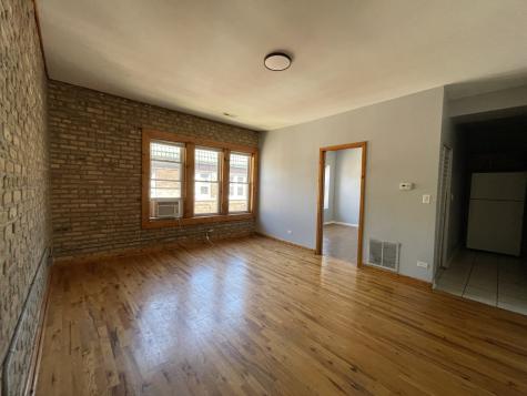 1152 North Harding Avenue Chicago IL 60651