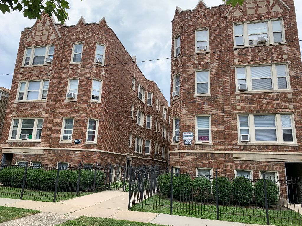 5536 North Campbell Avenue Chicago IL 60625