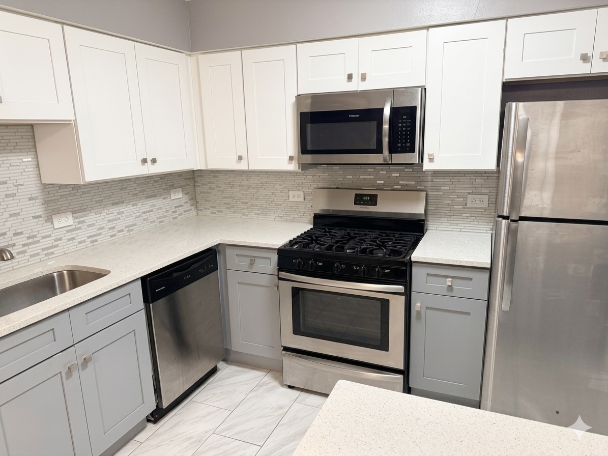 670 Marilyn Avenue Glendale Heights IL 60139