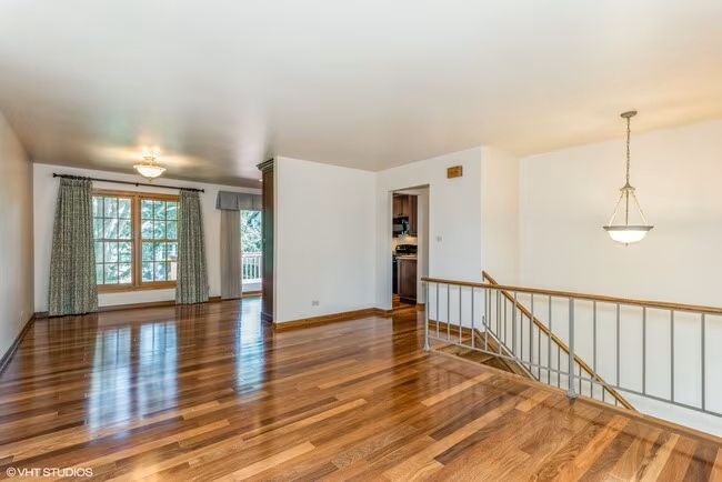 1121 Needham Road Naperville IL 60563