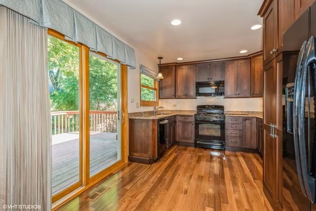 1121 Needham Road Naperville IL 60563