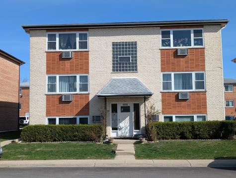 9216 Seymour Avenue W Schiller Park IL 60176