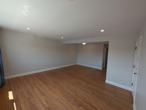 9216 Seymour Avenue W Schiller Park IL 60176
