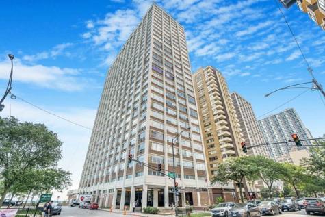 6171 North Sheridan Road Chicago IL 60660
