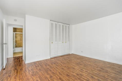 6171 North Sheridan Road Chicago IL 60660