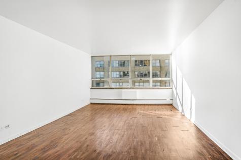 6171 North Sheridan Road Chicago IL 60660