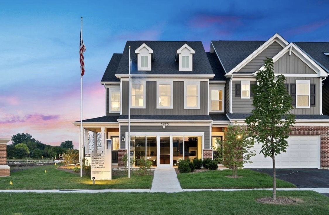 2256 Horseshoe Circle Naperville IL 60564