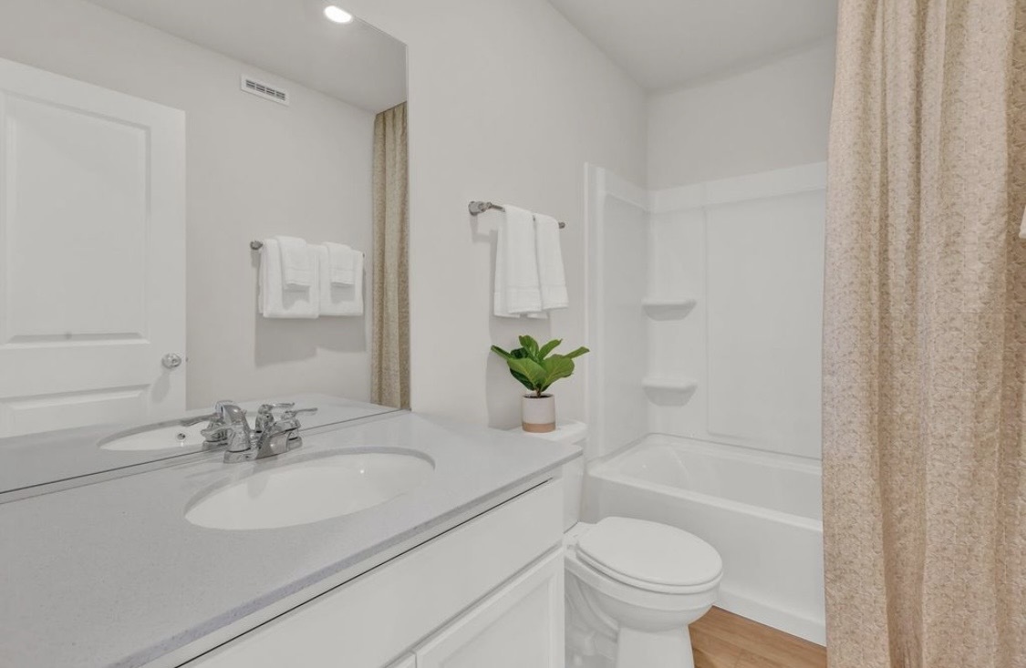 2256 Horseshoe Circle Naperville IL 60564
