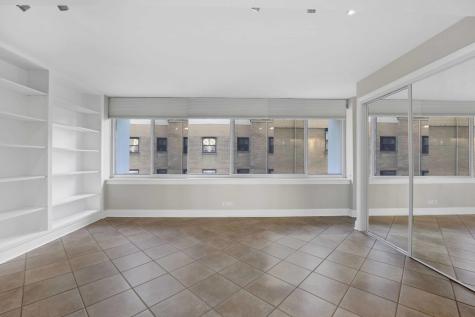 1 East Schiller Street Chicago IL 60610
