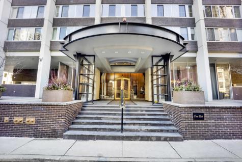 1 East Schiller Street Chicago IL 60610