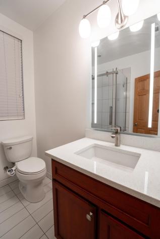 3324 North Hoyne Avenue Chicago IL 60618