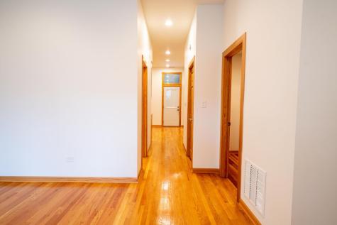 3324 North Hoyne Avenue Chicago IL 60618