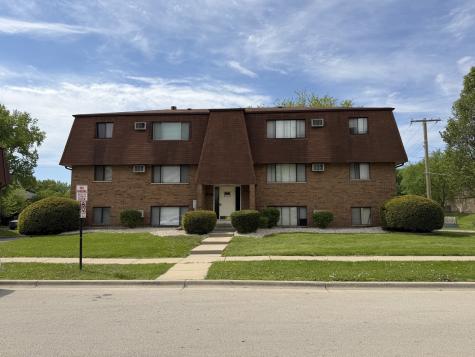 1465 Abbott Drive Elgin IL 60123