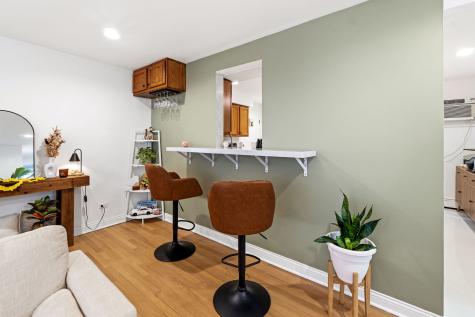 5241 North Reserve Avenue Chicago IL 60656