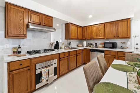 5241 North Reserve Avenue Chicago IL 60656