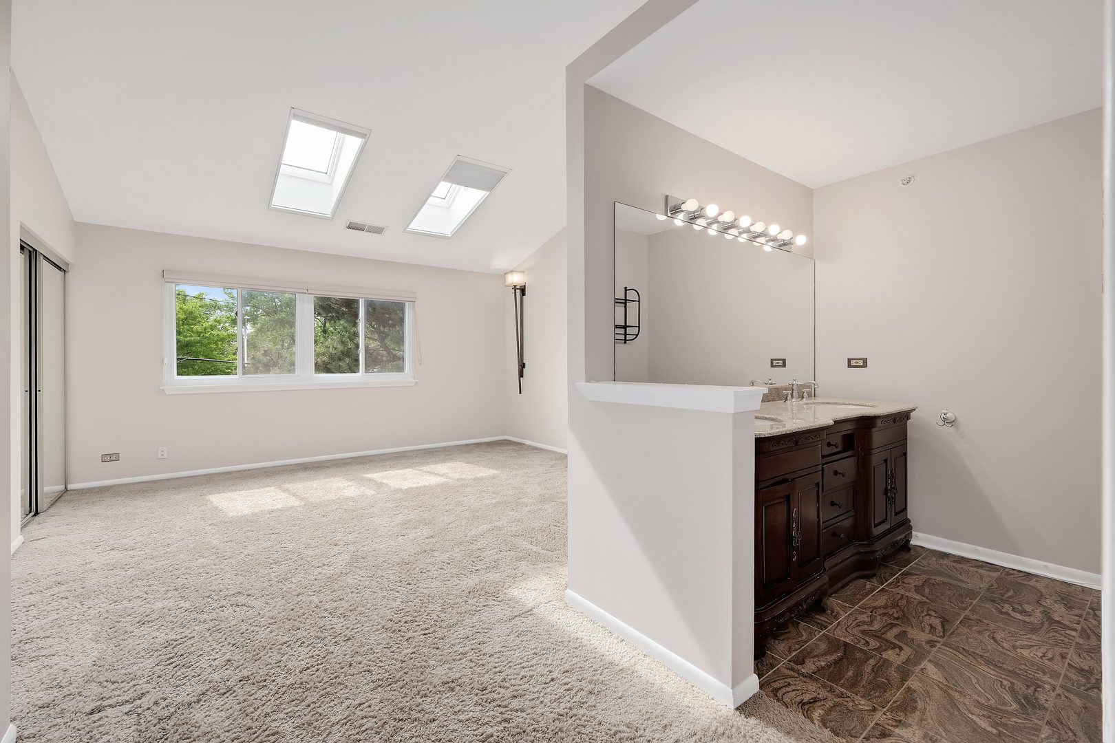 1008 East Wilson Avenue Lombard IL 60148