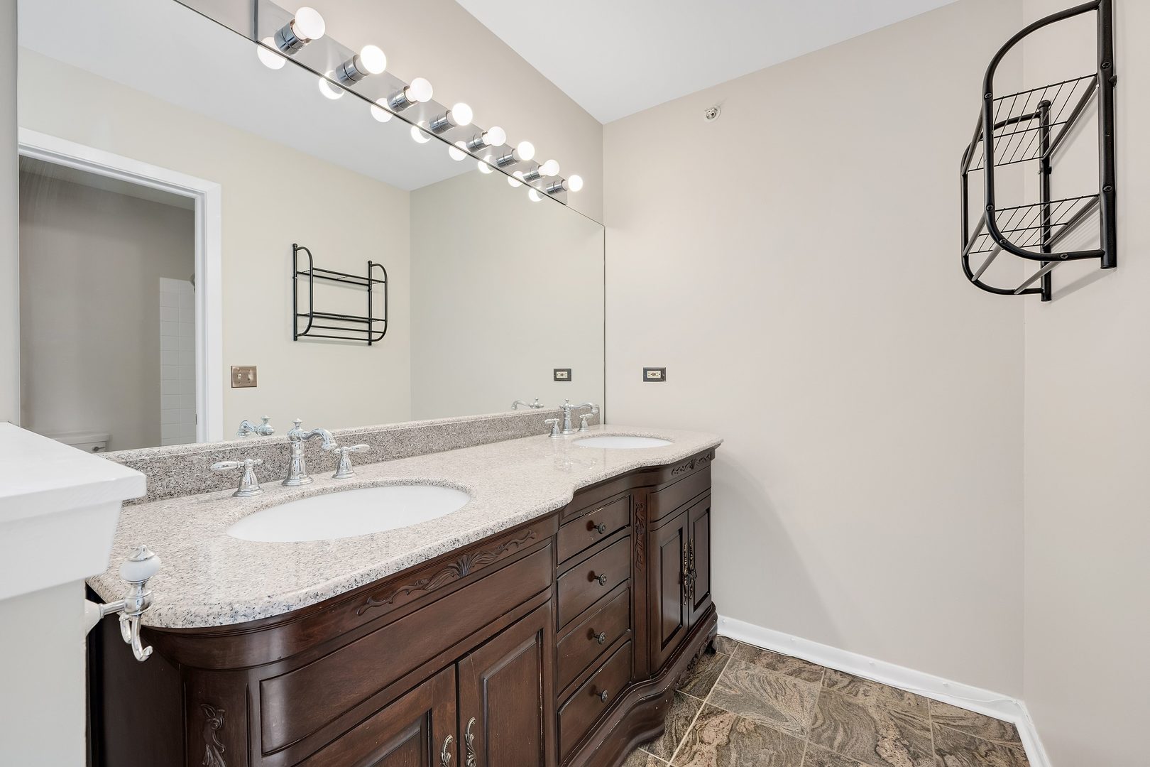 1008 East Wilson Avenue Lombard IL 60148