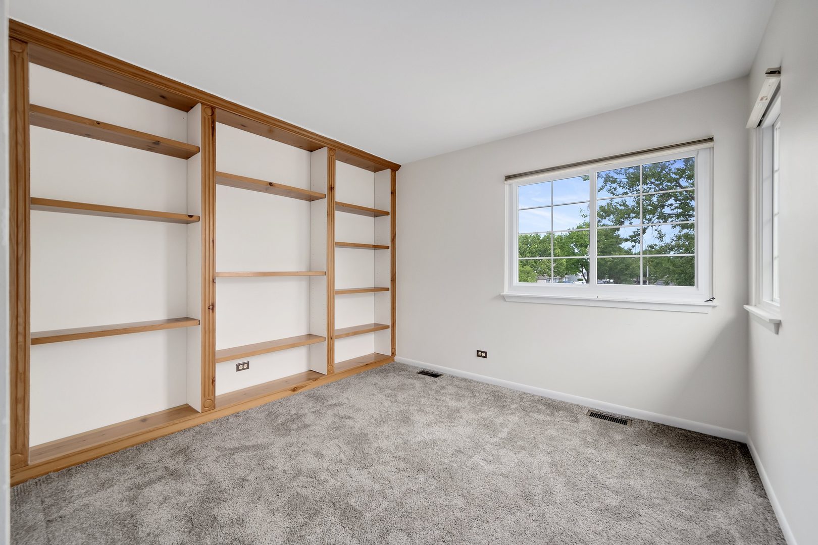 1008 East Wilson Avenue Lombard IL 60148