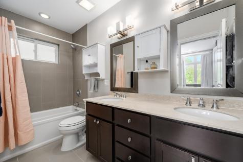 1742 North Bissell Street Chicago IL 60614