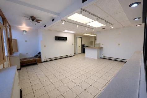 107 West Baldwin Street Apple River IL 61001