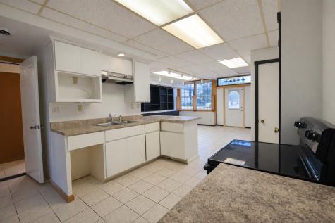 107 West Baldwin Street Apple River IL 61001