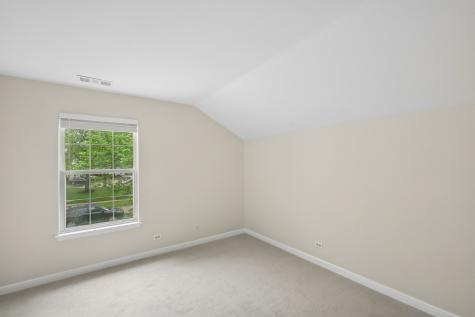 1242 South Wellington Court Buffalo Grove IL 60089