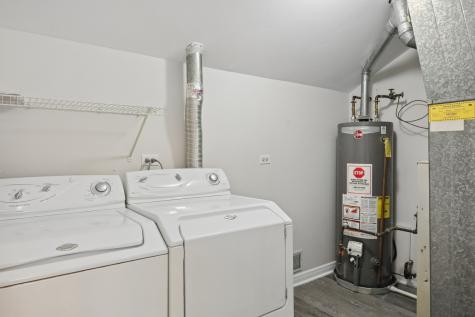 1242 South Wellington Court Buffalo Grove IL 60089