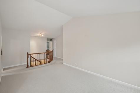 1242 South Wellington Court Buffalo Grove IL 60089