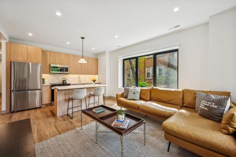 1341 West Estes Avenue Chicago IL 60626