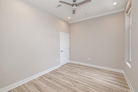 4149 South Cottage Grove Avenue Chicago IL 60653