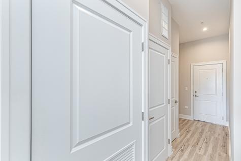 4149 South Cottage Grove Avenue Chicago IL 60653