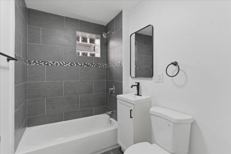 2607 West Haddon Avenue Chicago IL 60622