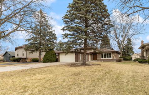 8518 Candlelight West Drive Willow Springs IL 60480