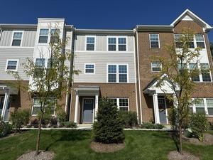 155 Canterbury Way Lake Zurich IL 60047
