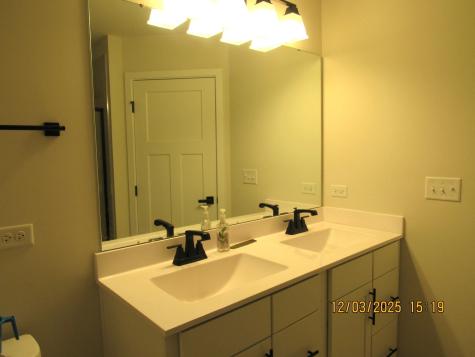 155 Canterbury Way Lake Zurich IL 60047