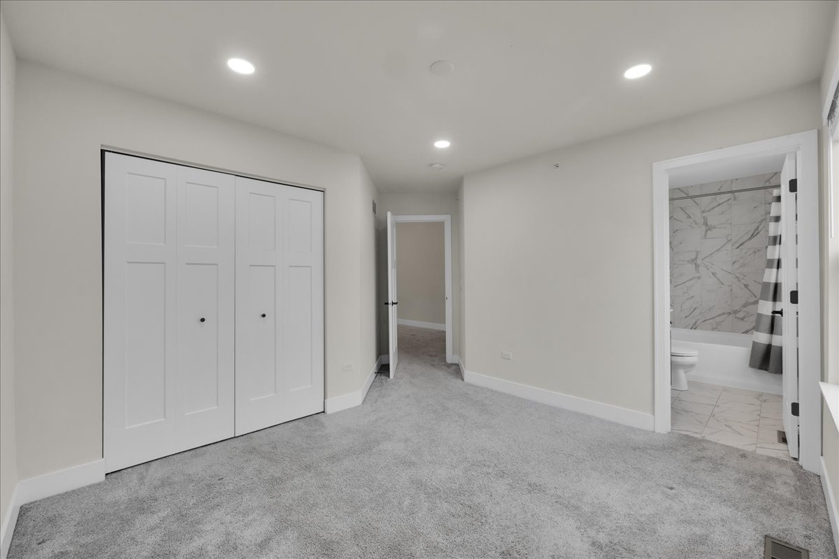 29w710 Cambridge Court Warrenville IL 60555