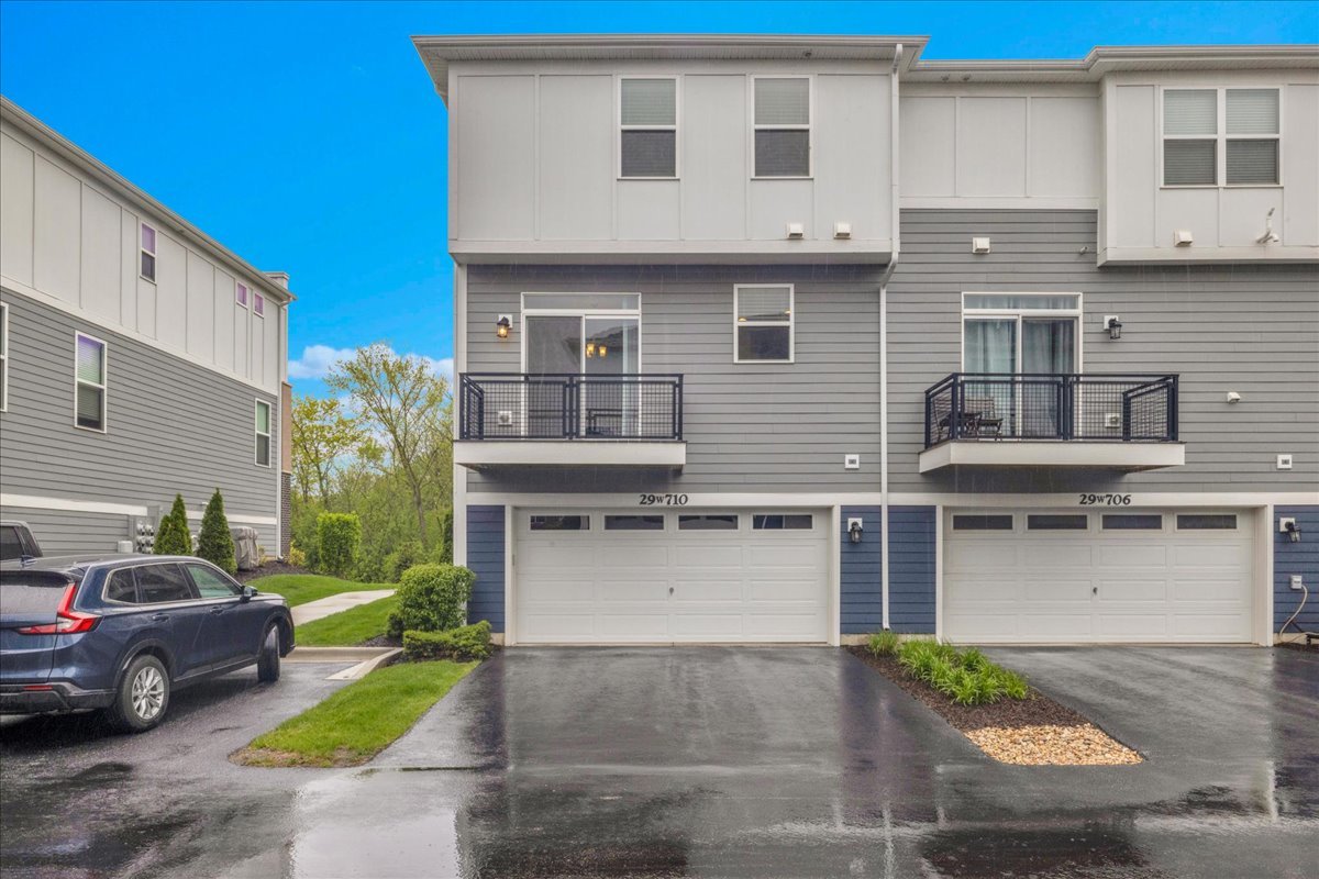 29w710 Cambridge Court Warrenville IL 60555