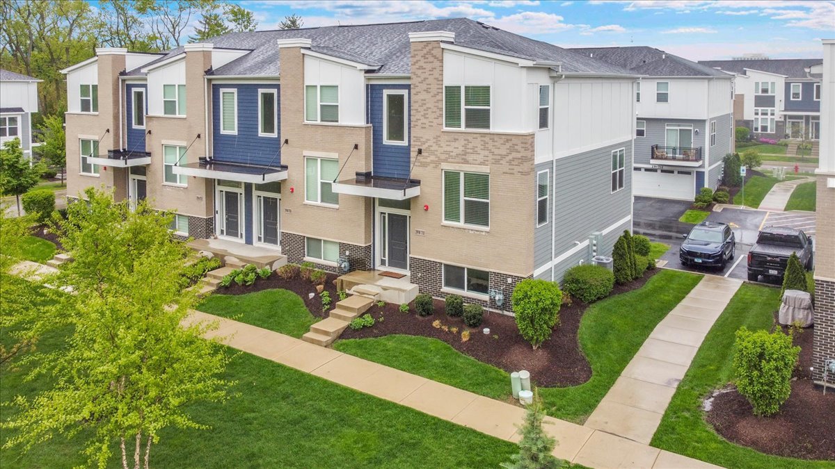 29w710 Cambridge Court Warrenville IL 60555