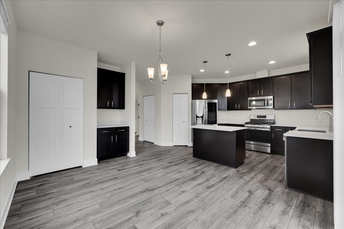 29w710 Cambridge Court Warrenville IL 60555